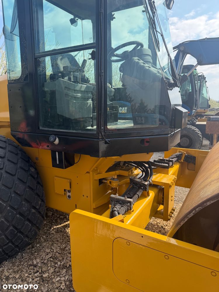 Caterpillar CS56 - 6