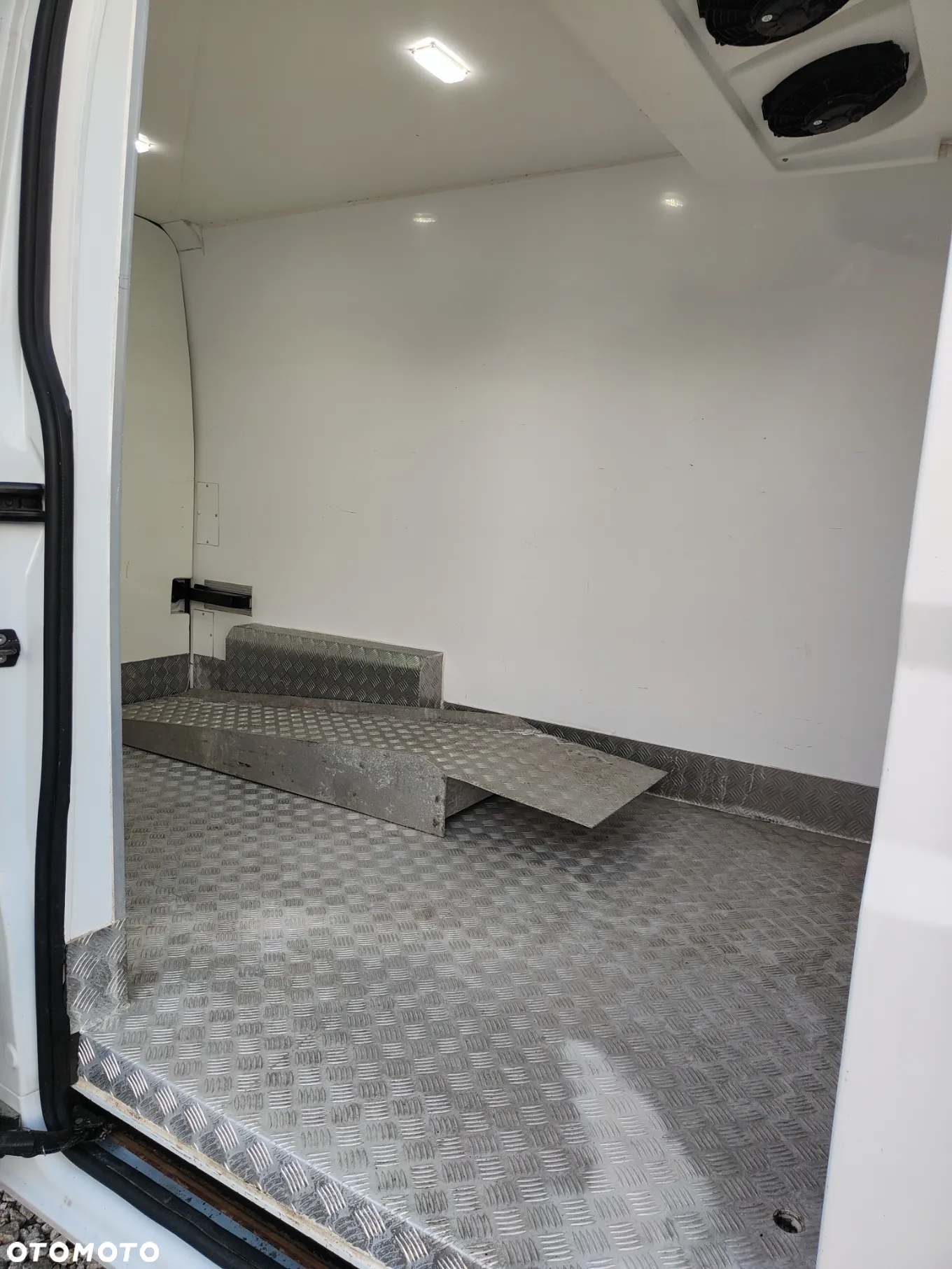 Renault Master 2,3 dCi L2H2 Chłodnia Thermo King - 8