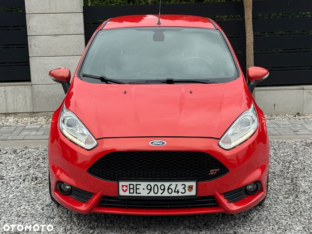 Ford Fiesta 1.6 EcoBoost ST - 4