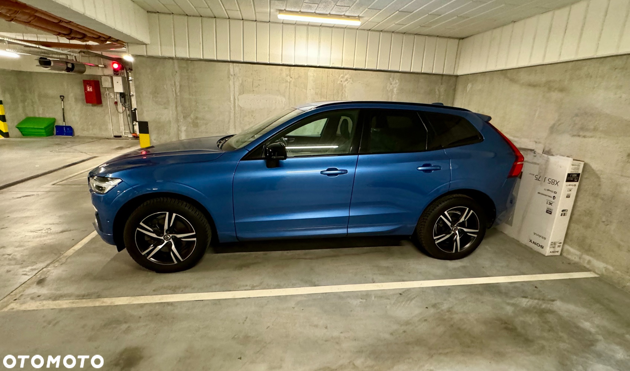 Volvo XC 60 D5 AWD R-Design - 11