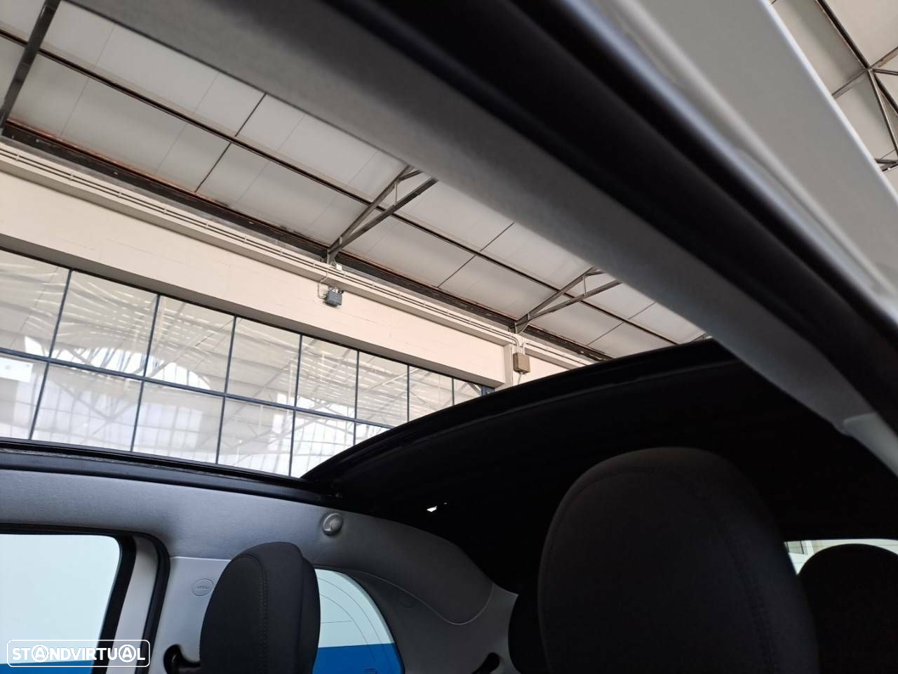 Fiat 500e C - 23