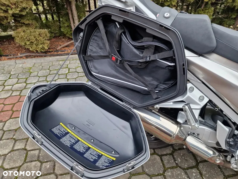 Yamaha FJR - 30