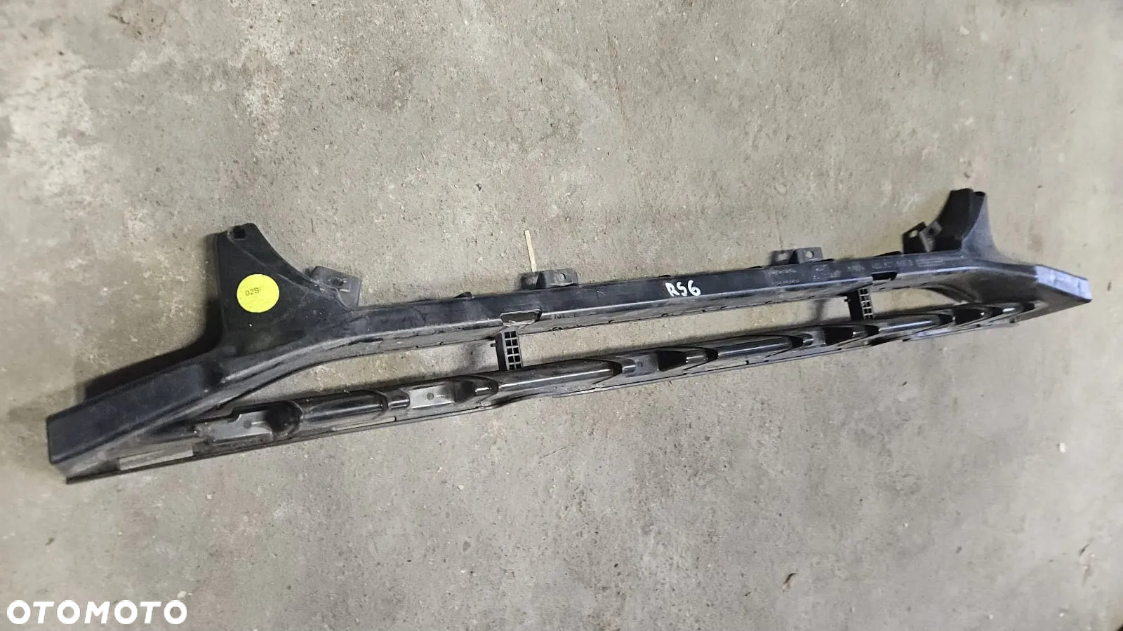 Listwa Audi A6 RS6 4G0807899 4G0807899B - 2