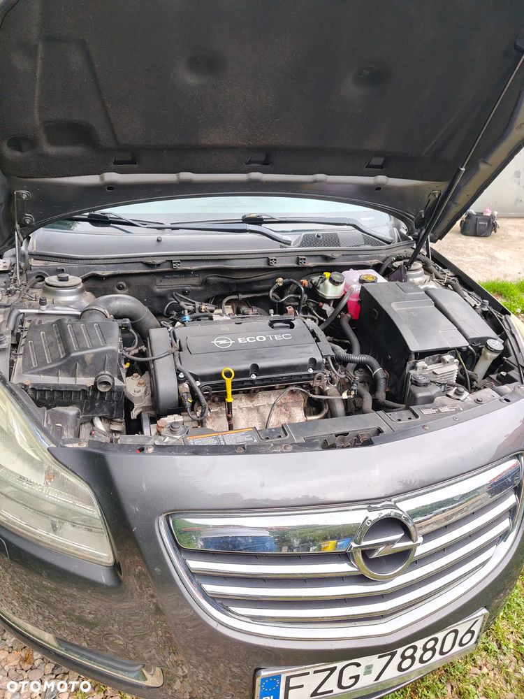 Opel Insignia 1.8 - 16