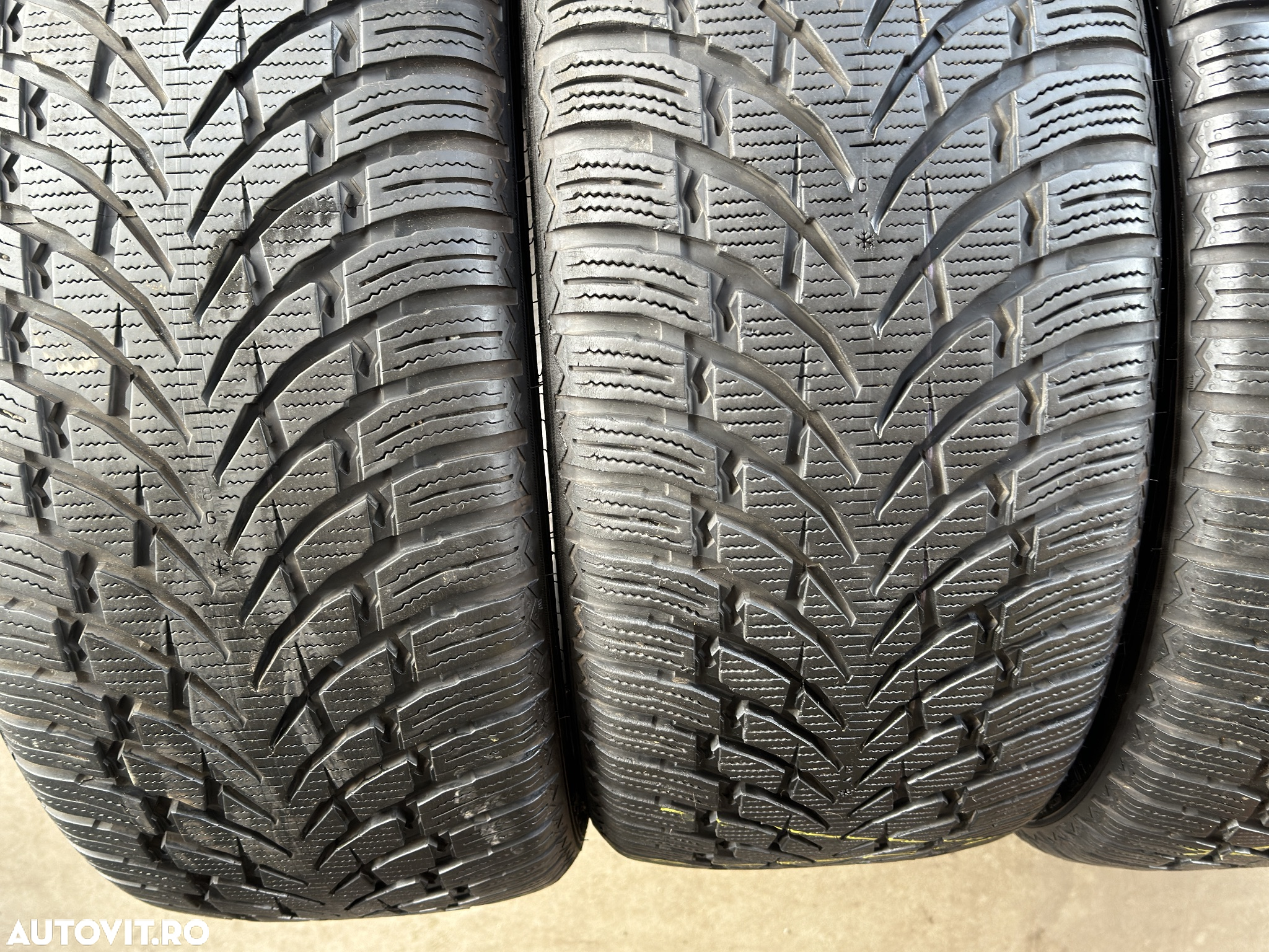 Vând 4 anvelope 255/45/21 nokian de iarnă ca noi - 3