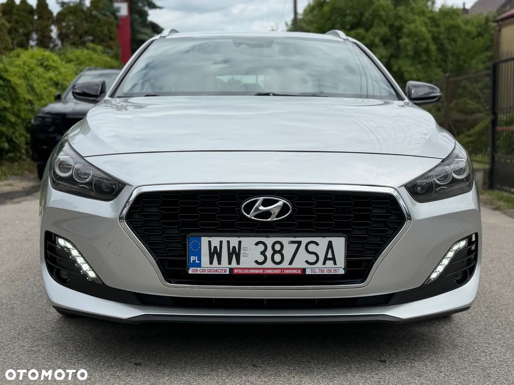 Hyundai i30 1.6 D Comfort DCT - 2