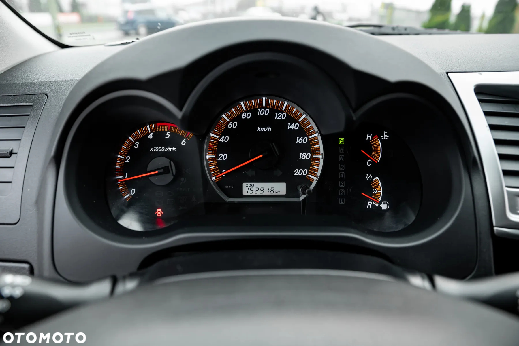 Toyota Hilux 3.0 D-4D SR5 - 23