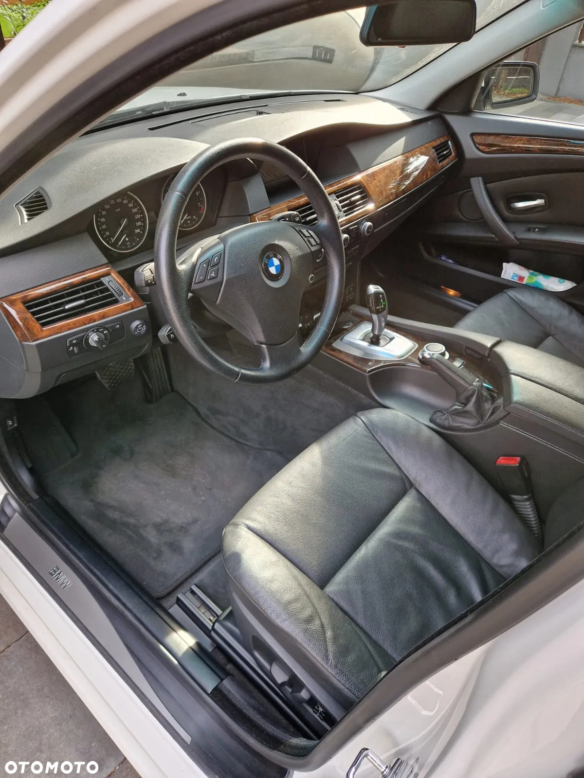 BMW Seria 5 - 33