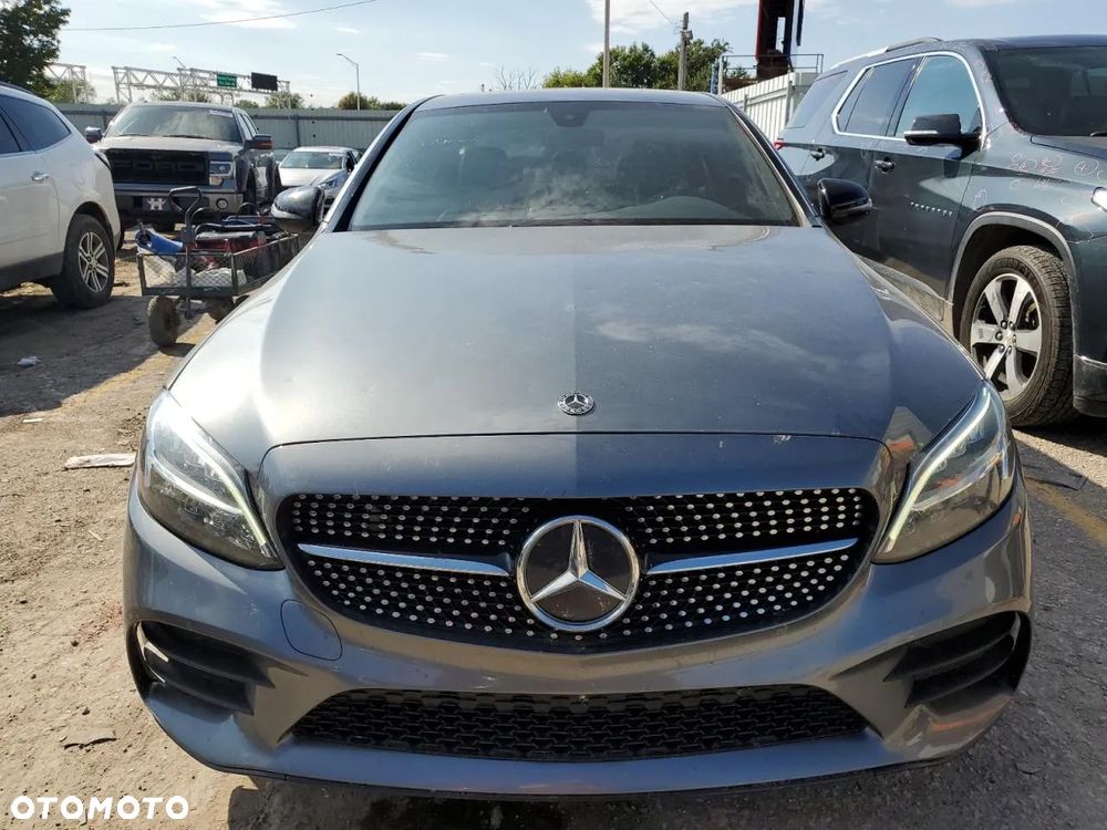 Mercedes-Benz Klasa C 300 4Matic 9G-TRONIC AMG Line - 5