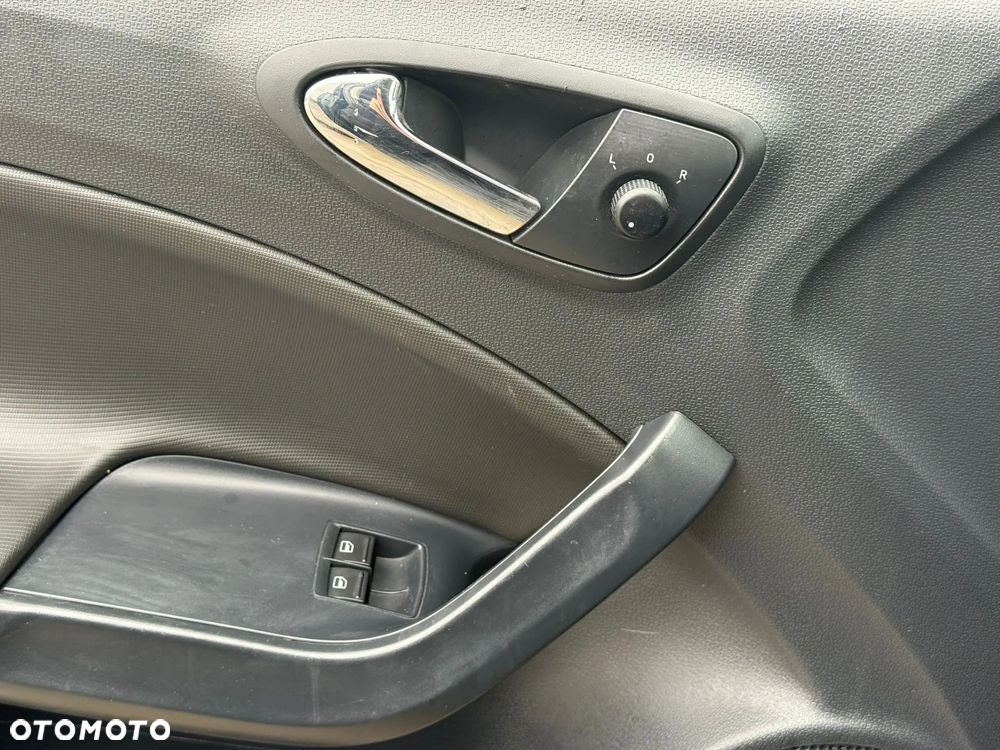 Seat Ibiza 1.6 16V Reference - 16