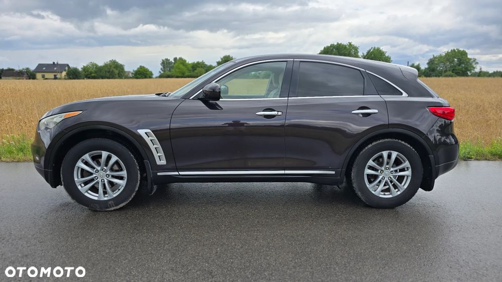 Infiniti FX - 3