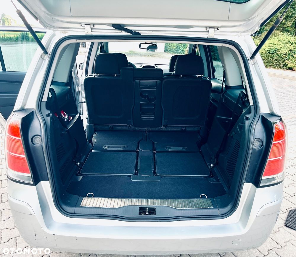 Opel Zafira 1.8 - 10