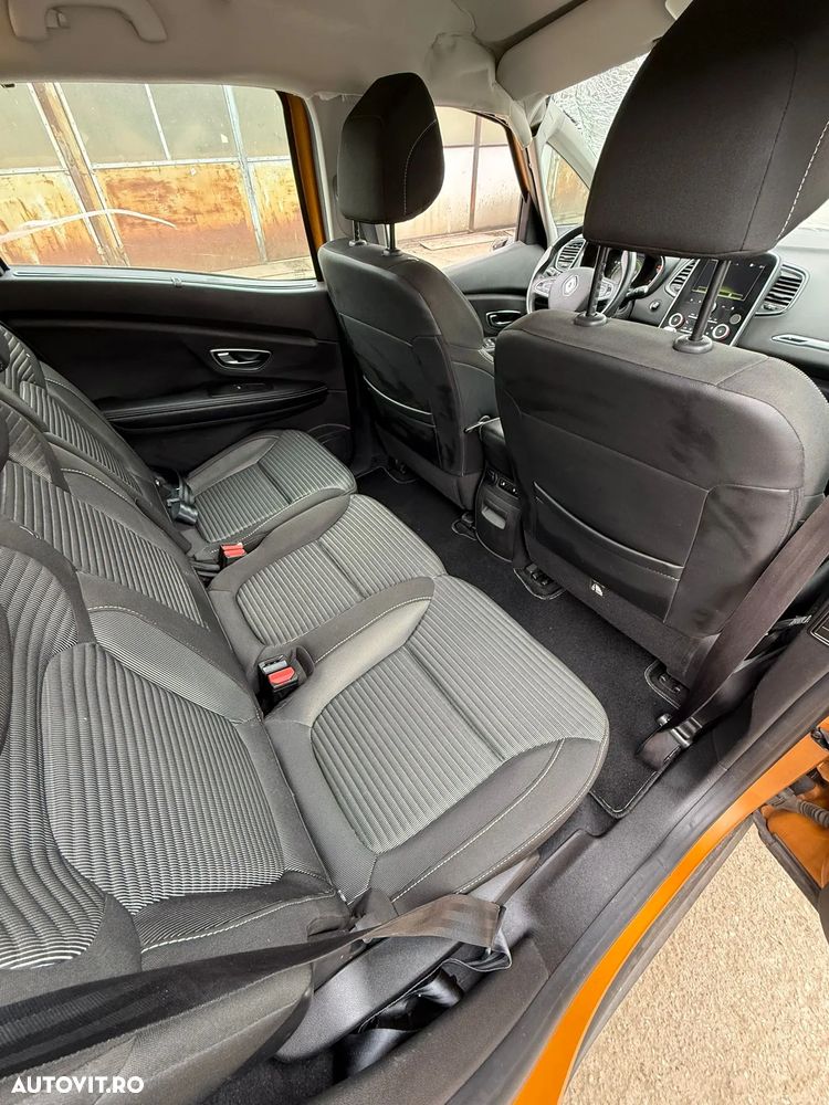 Renault Scenic ENERGY dCi 110 EDC EXPERIENCE - 10