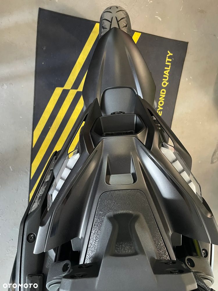VOGE R125S - 5