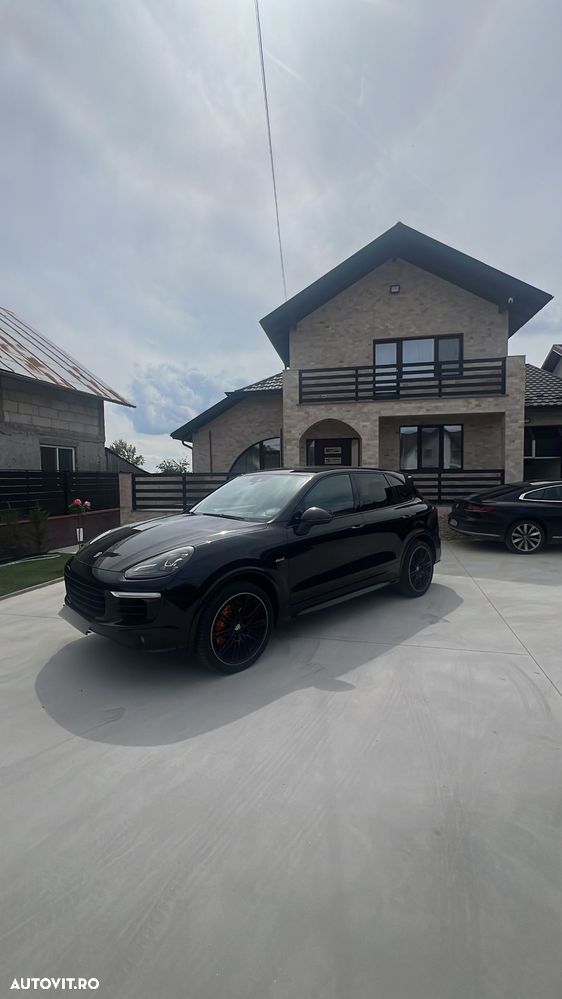 Porsche Cayenne 3.0 L - 18