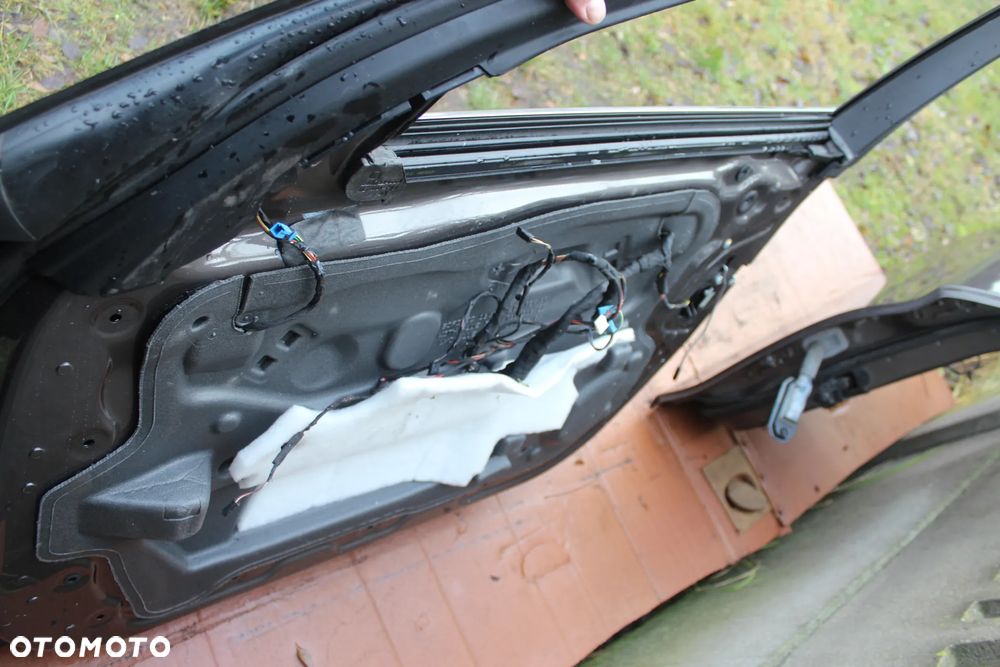 DRZWI PRAWE PRZEDNIE BMW F10 F11 A17 2012 - 15