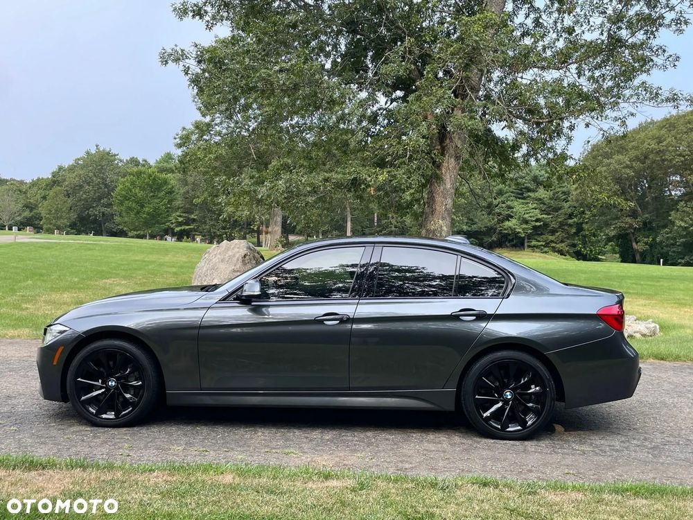 BMW Seria 3 330i xDrive Edition M Sport Shadow - 5