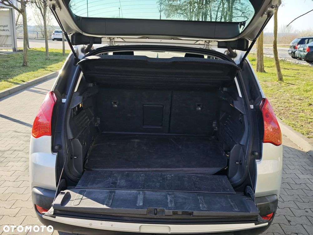 Peugeot 3008 - 14
