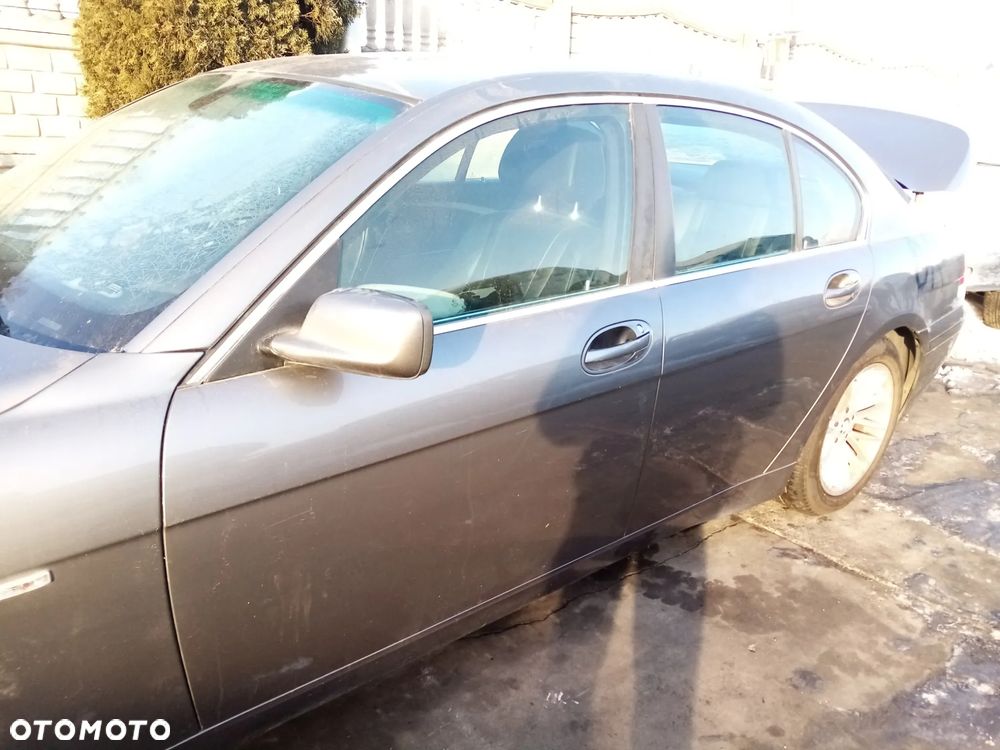 BMW E65 735i 3.6 N62B36A  01 - 05 - DRZWI PRZÓD TYL PRAWE 472/7 - 3