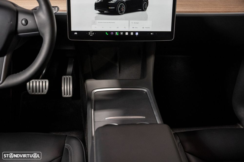 Tesla Model Y Performance Dual Motor AWD - 22