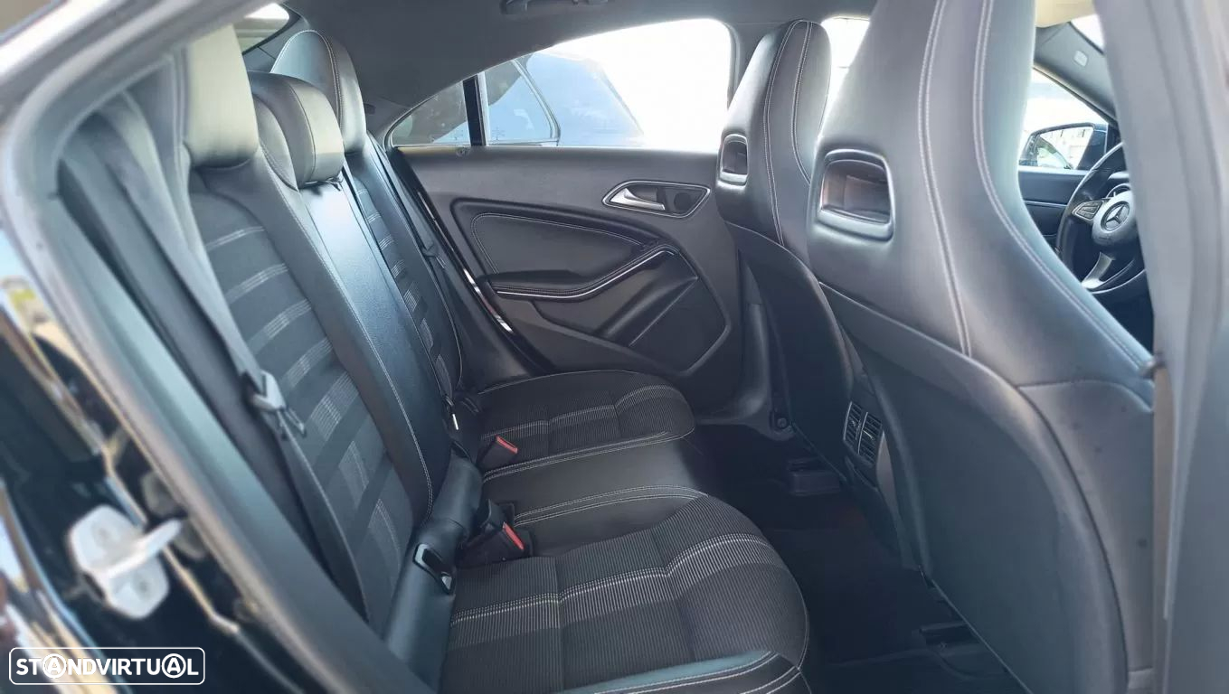 Mercedes-Benz CLA 220 d Aut. - 16