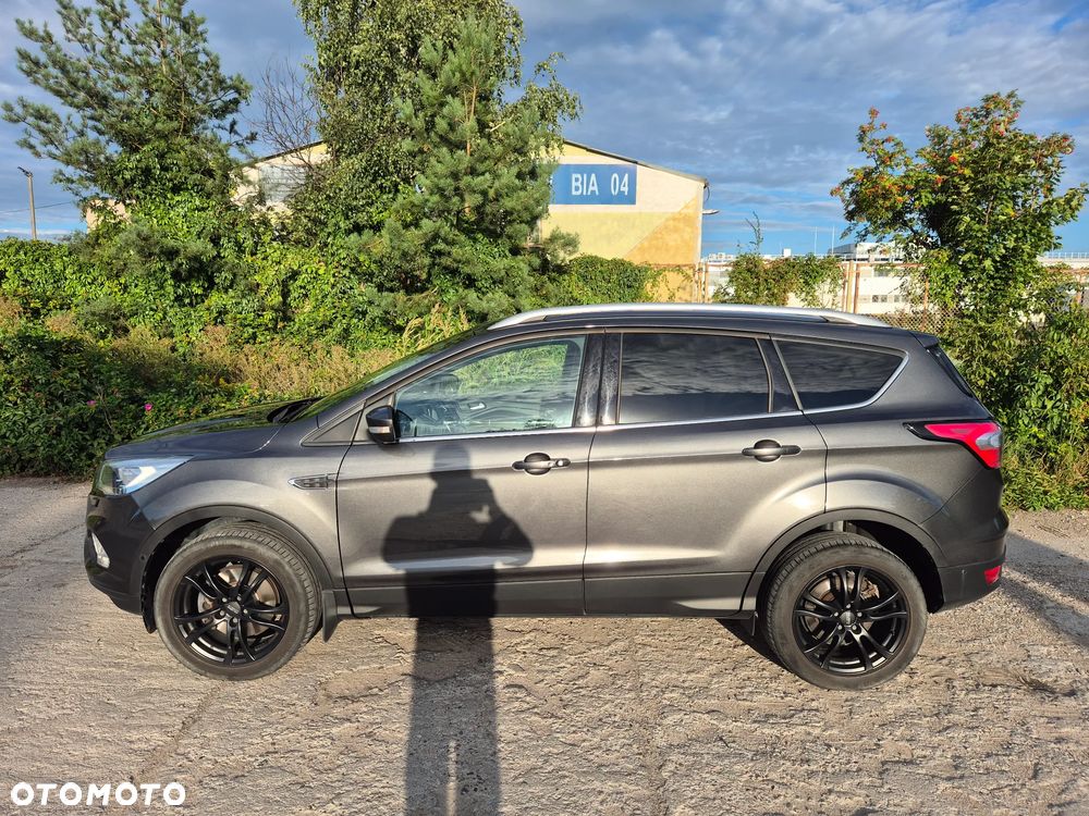 Ford Kuga - 3