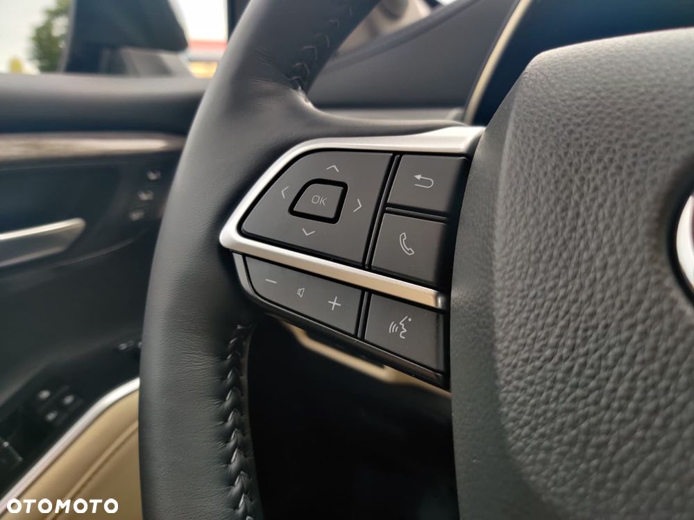 Toyota Highlander 2.5 Hybrid Executive - 23