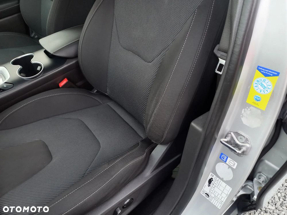 Ford Mondeo 2.0 TDCi Titanium PowerShift - 32