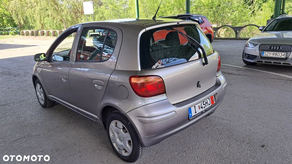 Toyota Yaris 1.0 Luna A/C - 7