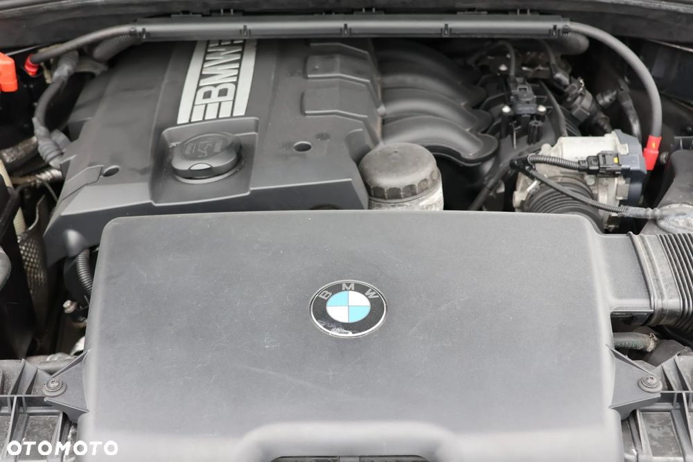 BMW Seria 1 116i - 16