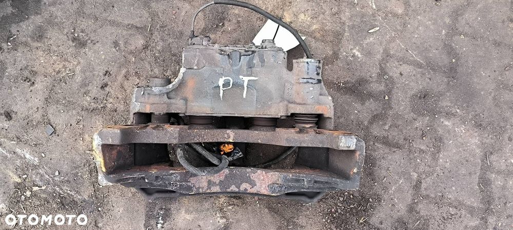 ZACISK HAMULCOWY TYŁ PRAWY MAN TGX 18.440 Z012007 - 7