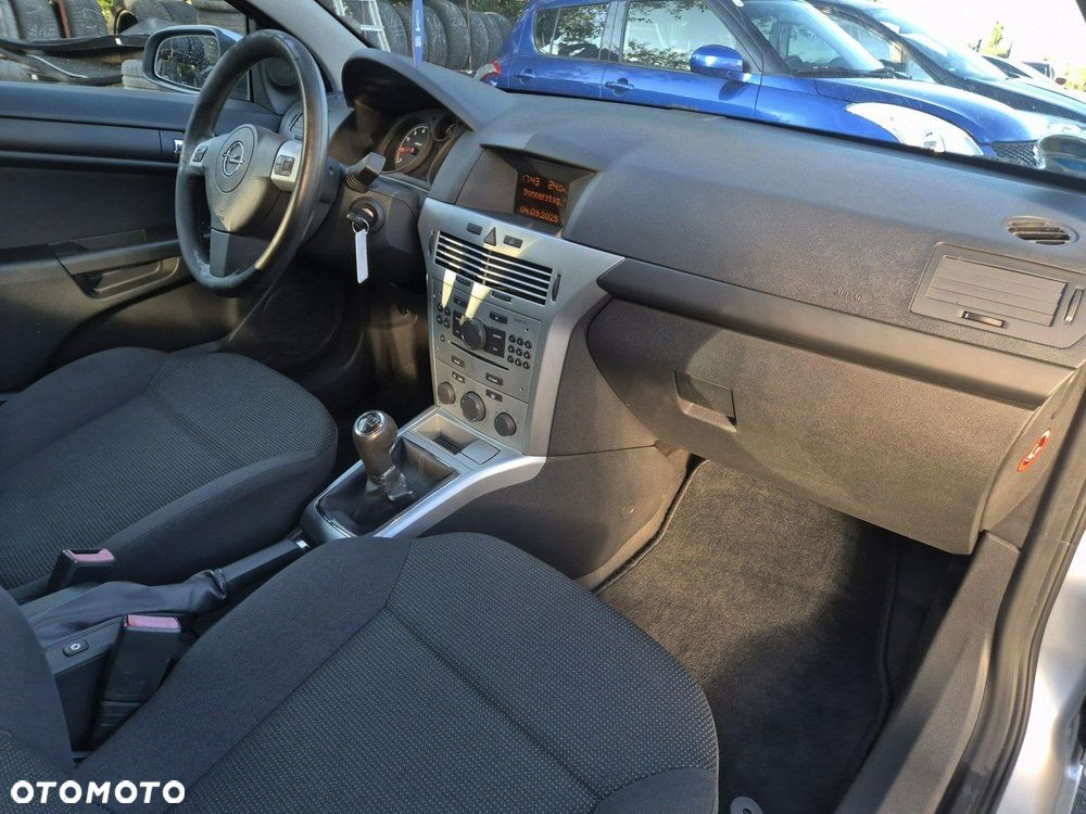 Opel Astra - 22