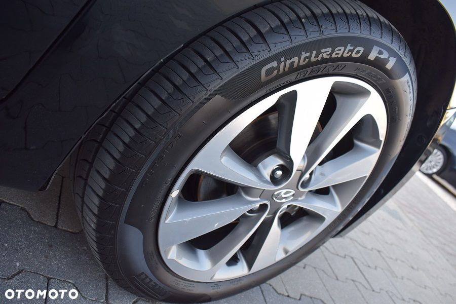 Hyundai i20 blue 1.2 Advantage+ - 23