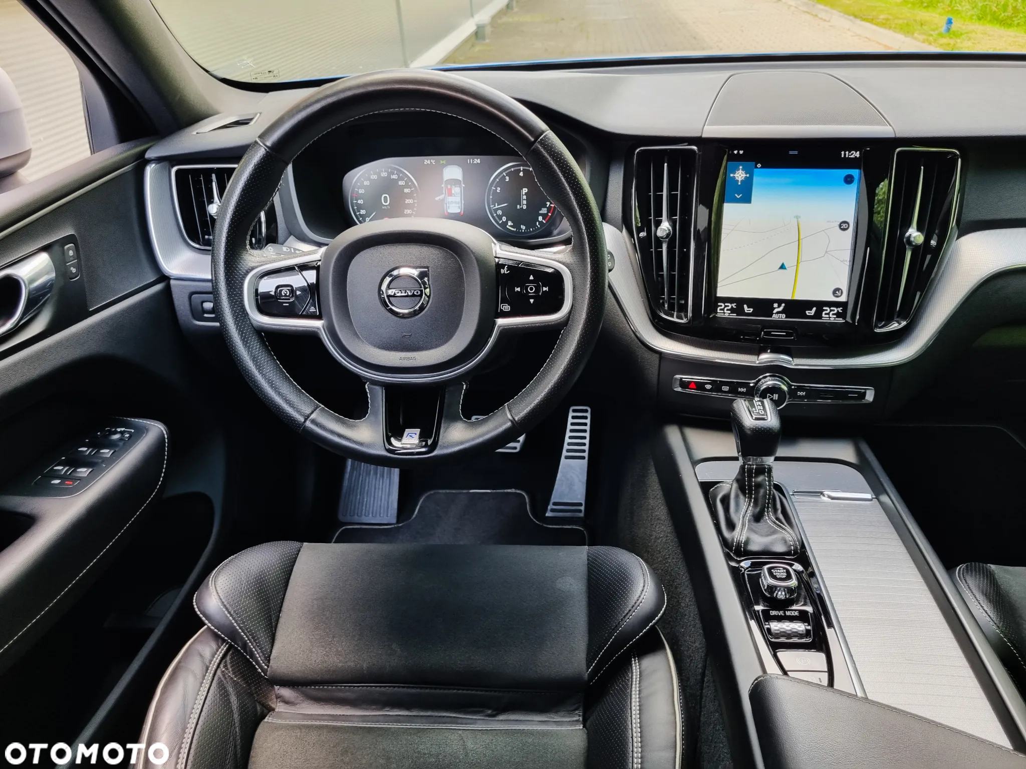 Volvo XC 60 T4 R-Design - 6