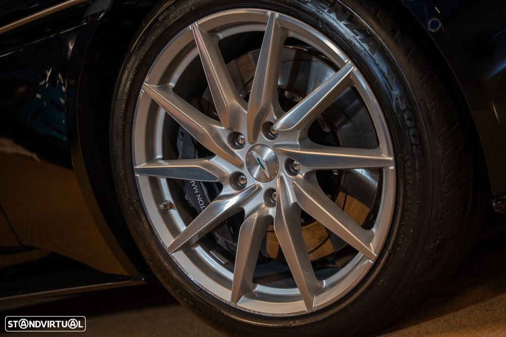 Aston Martin DB11 Volante V8 Auto - 11