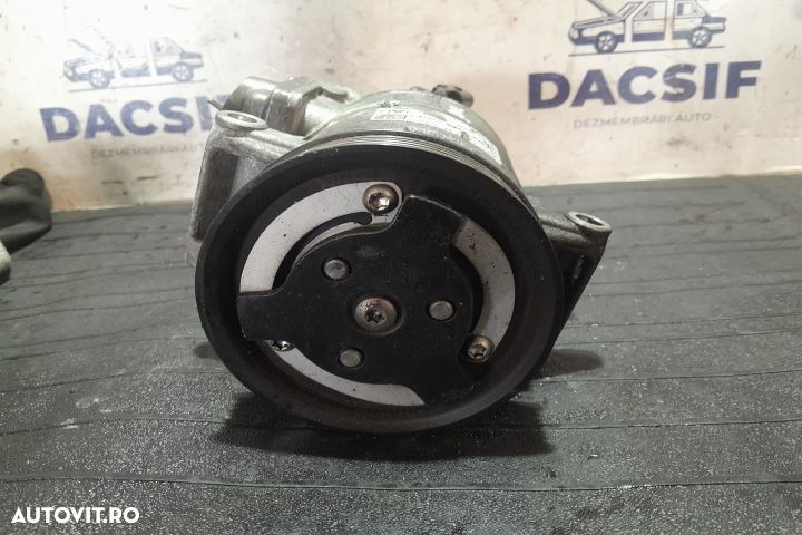 Compresor AC 5N0820803A 5N0820803A Volkswagen VW Golf 6 [2008 - 2015] - 2
