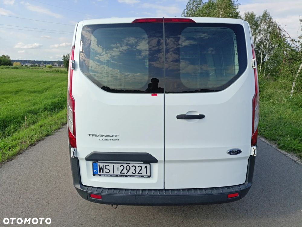 Ford Transit Custom - 11