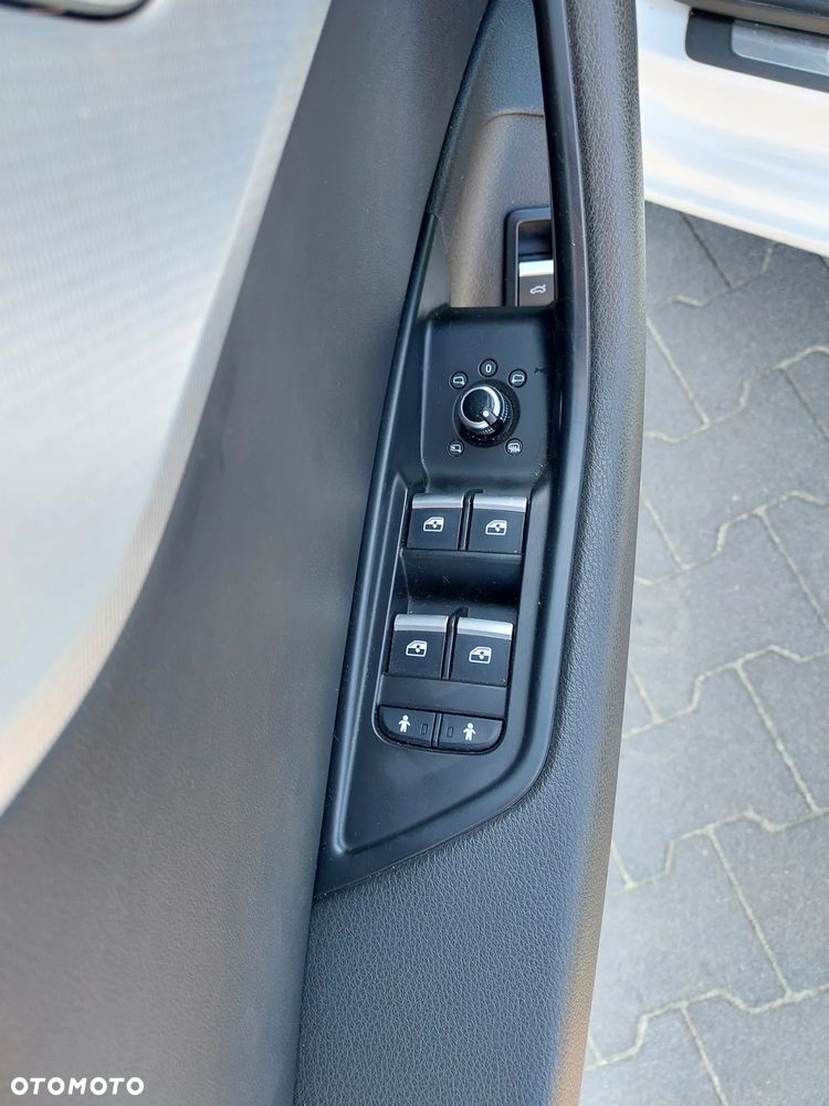 Audi A4 Limousine 2.0 TDI ultra - 11