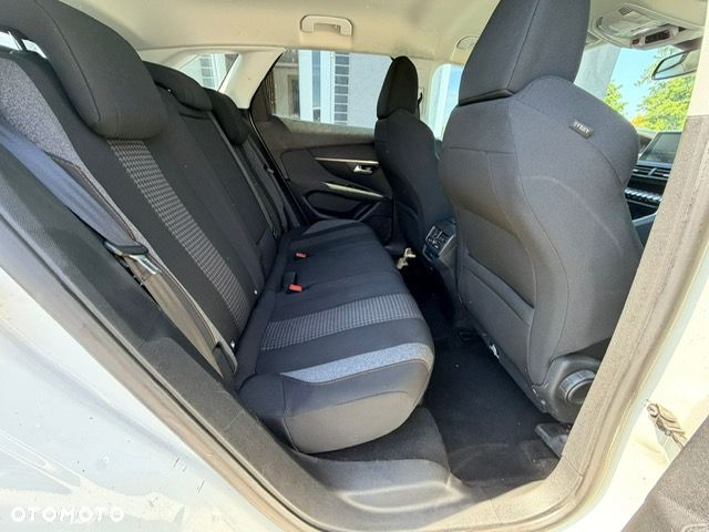 Peugeot 3008 BlueHDi 120 EAT6 Stop & Start Active - 22