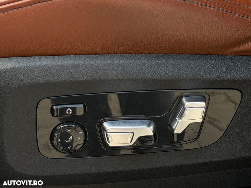 BMW X7 M60i xDrive - 21