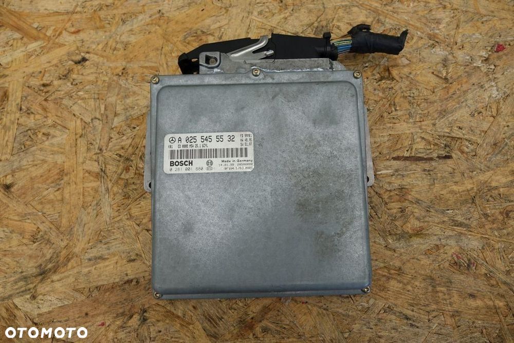 STEROWNIK SILNIKA KOMPUTER MERCEDES W210 3.0 TD A0255455532 - 1
