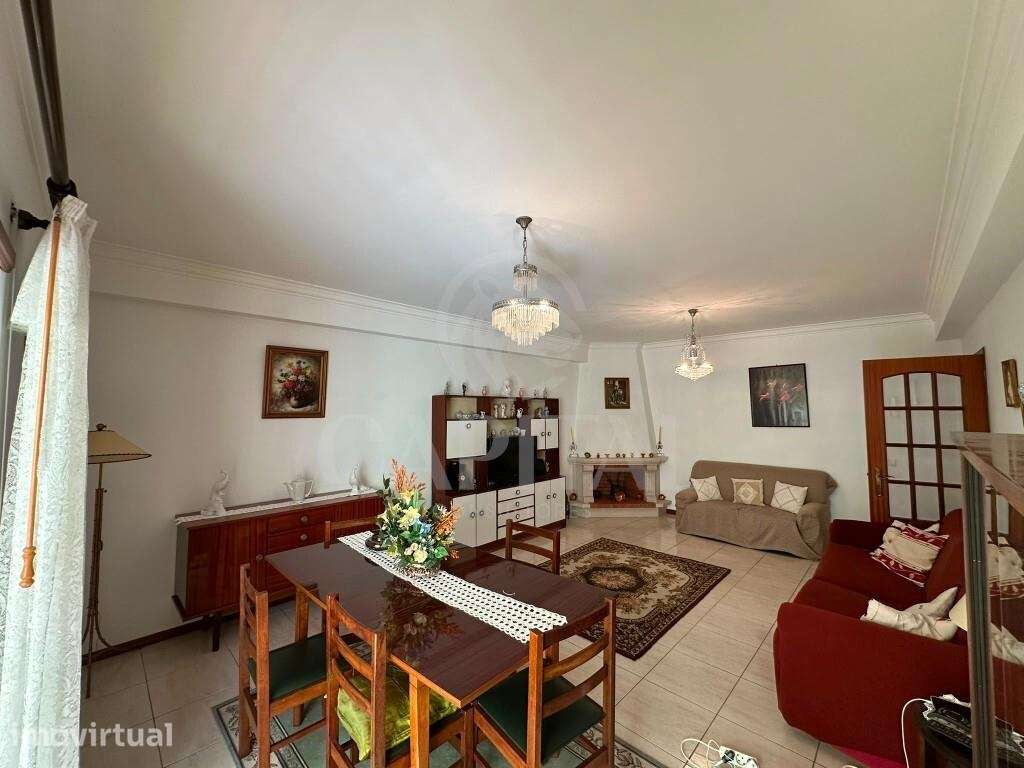 Conforto, espaço e uma localização privilegiada em Lagos! - Grande imagem: 4/28