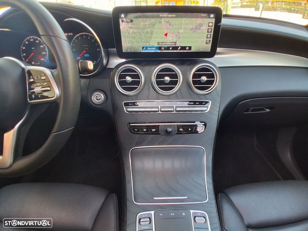 Mercedes-Benz GLC 300 e 4Matic - 27