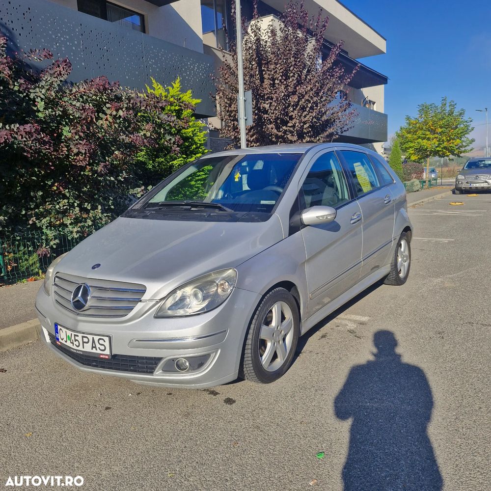 Mercedes-Benz B 200 - 12