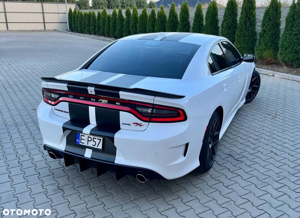 Dodge Charger Automatik R/T Scat Pack - 11