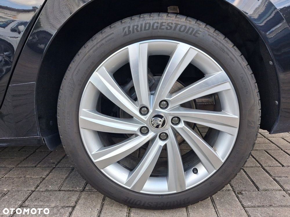 Skoda Octavia 2.0 TDI Style DSG - 38