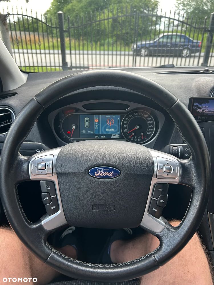 Ford Mondeo - 16