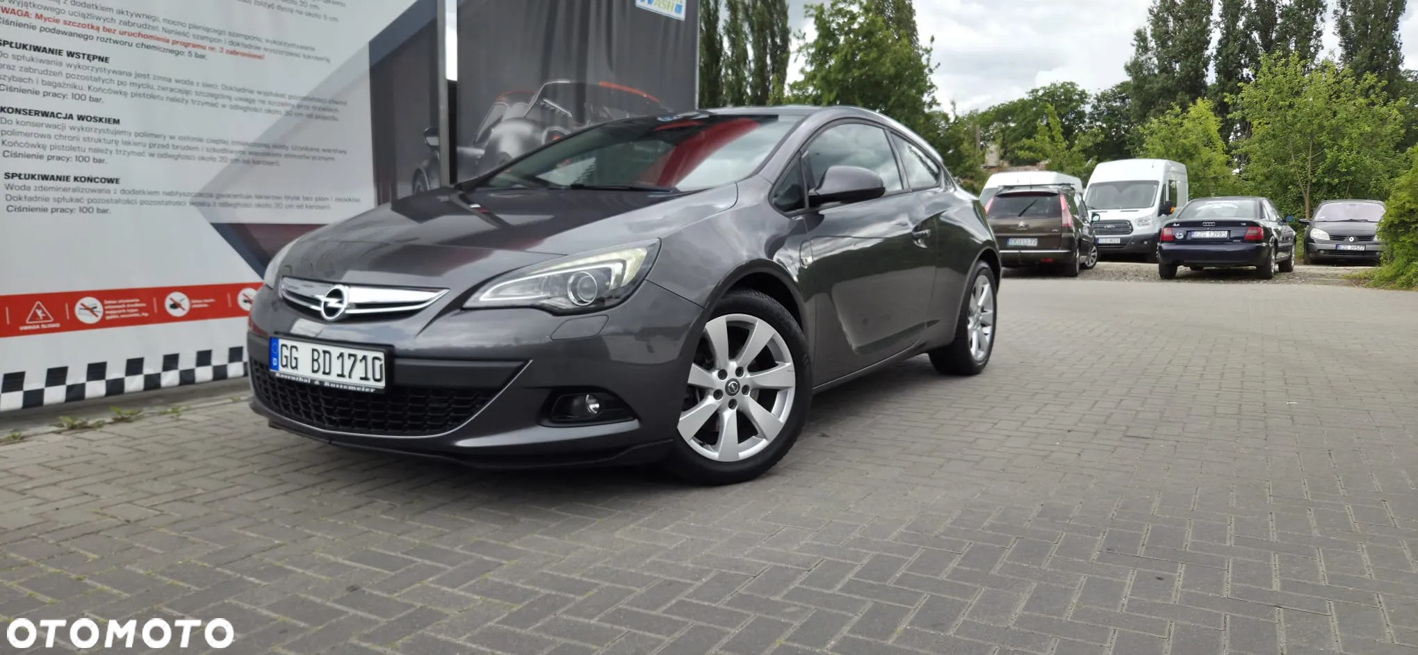 Opel Astra GTC 1.6 Turbo Innovation - 22