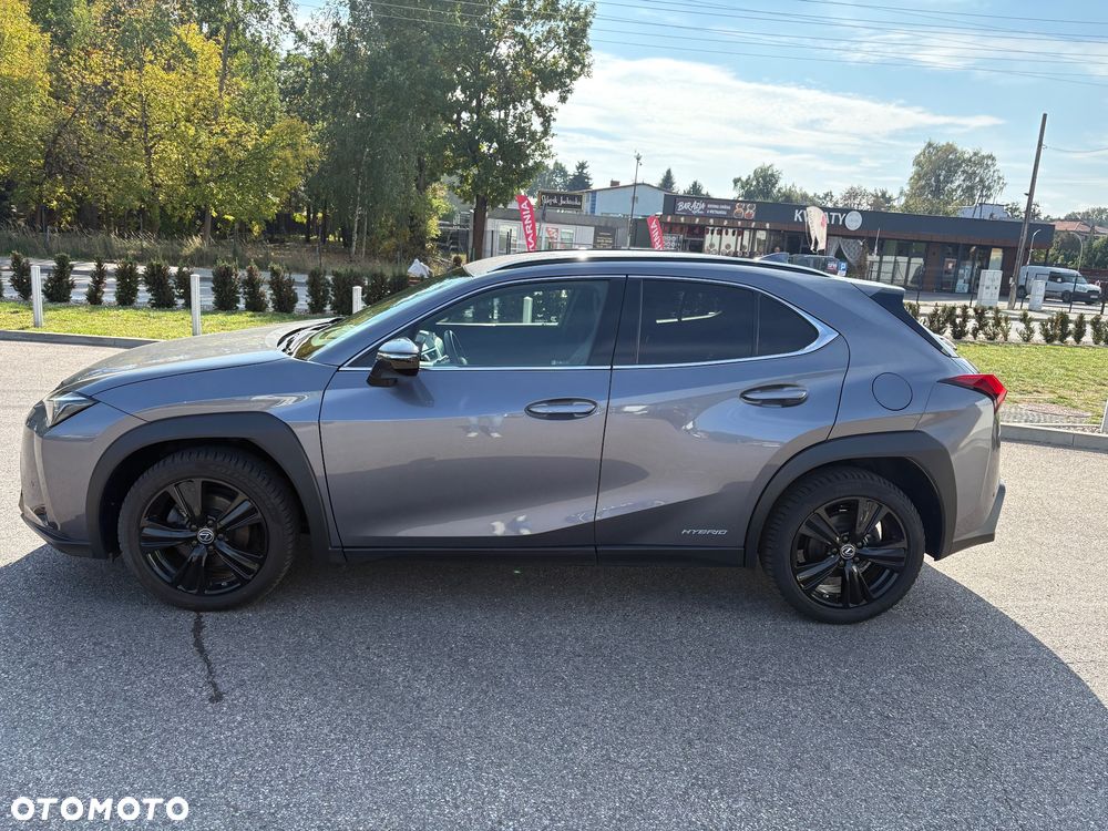 Lexus UX 250h GPF F Impression 2WD - 5