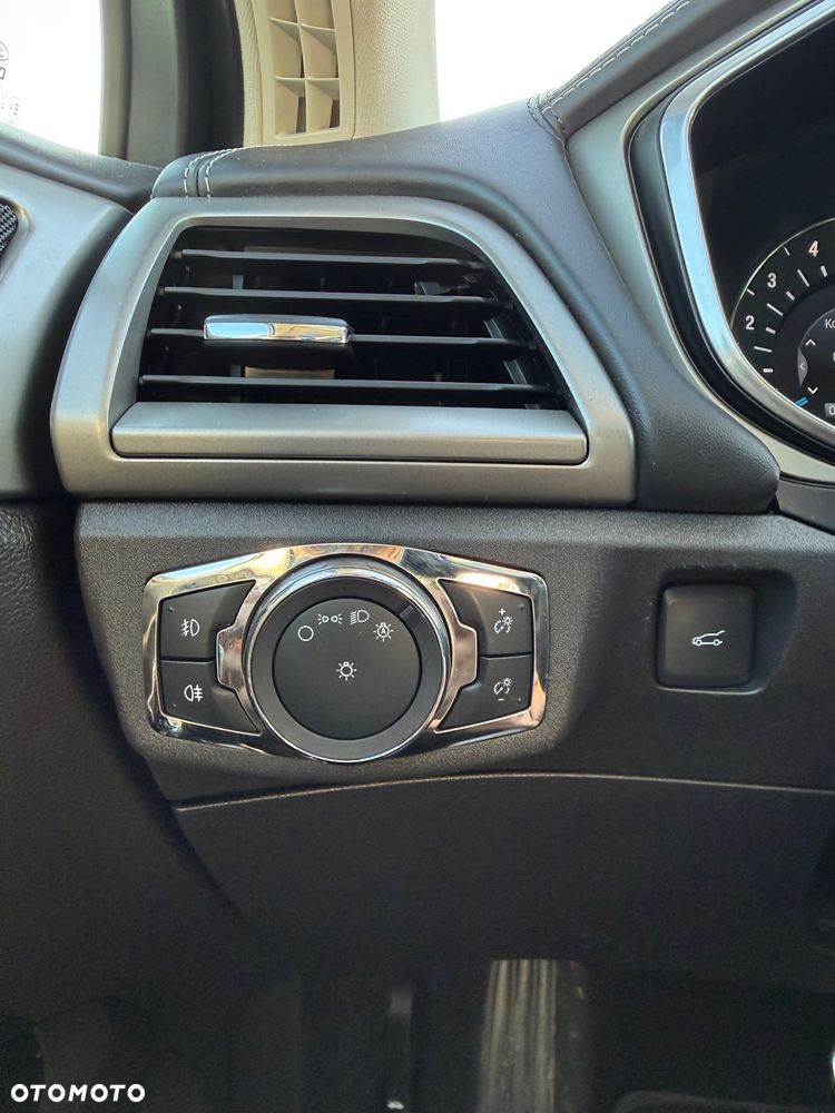 Ford Mondeo Vignale 2.0 TDCi PowerShift - 15